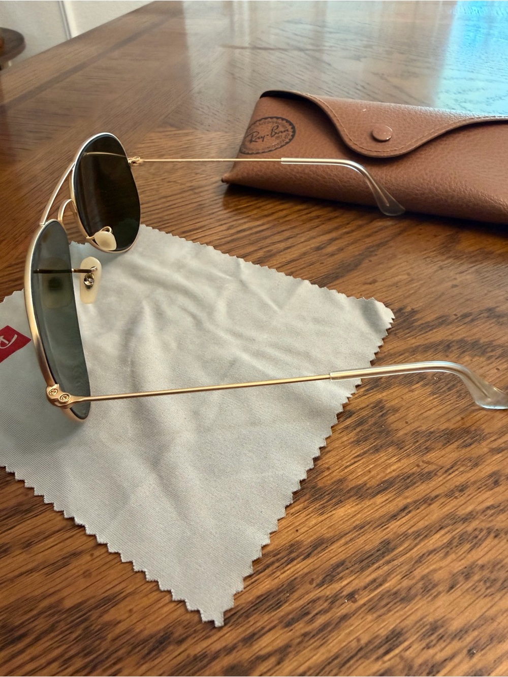 Ray-Ban Gold Frame Sunglasses with Blue Mirrored Lenses - Picture 4 of 5
